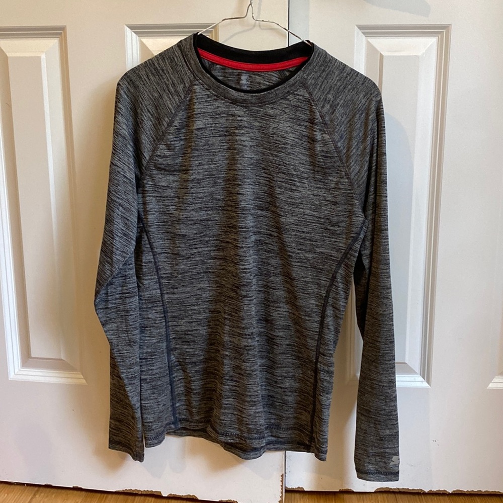 Athletic long sleeve